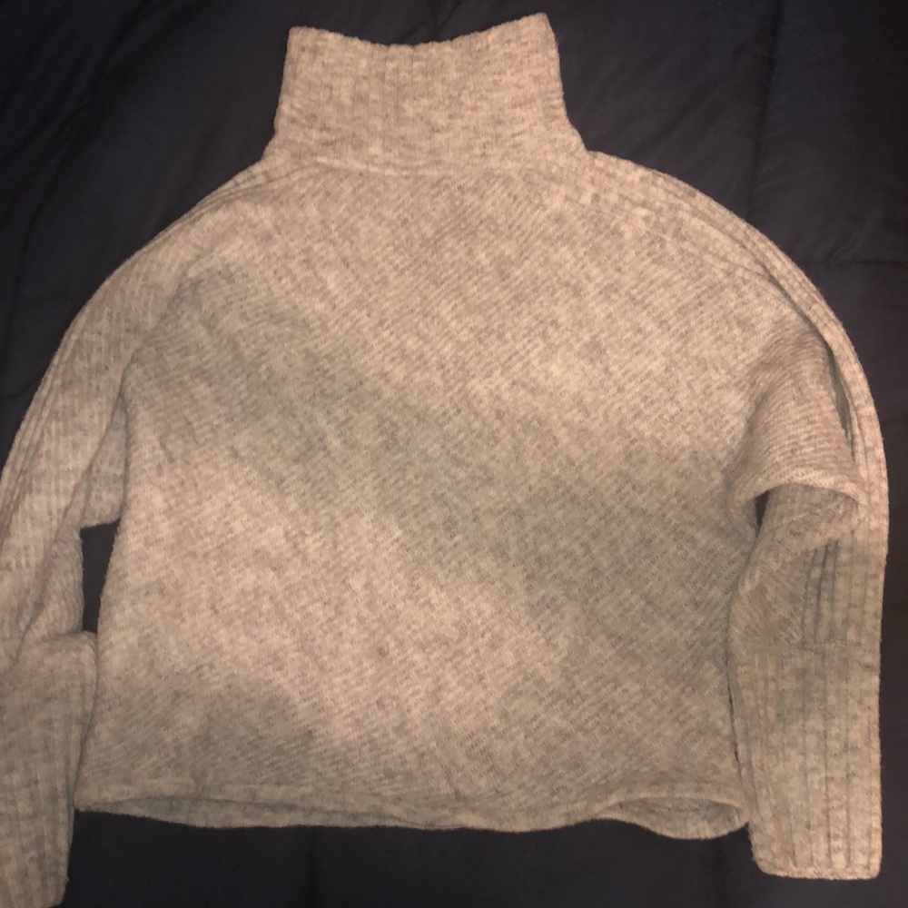 Gray sweater